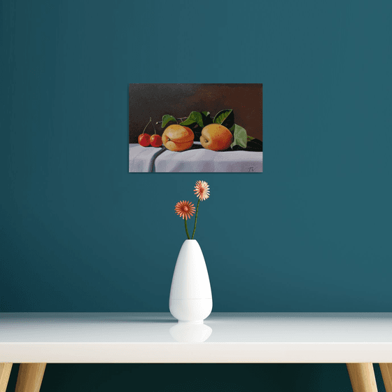 Still life with apricot (20x30cm, oil painting, ready to hang)