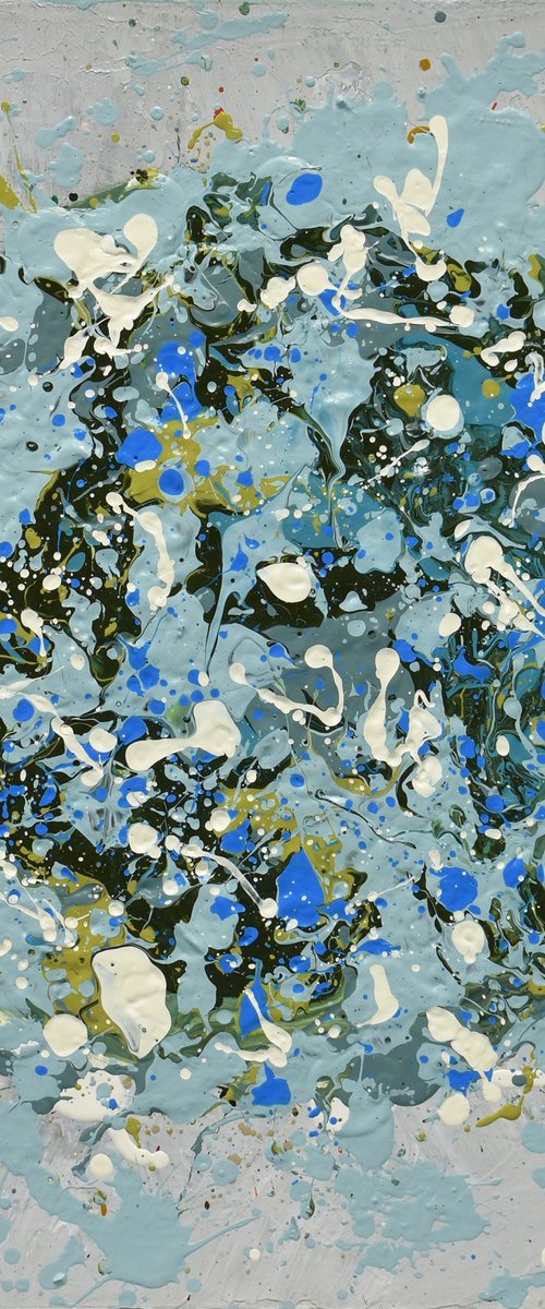 Petal Burst 53 by Lisa Carney