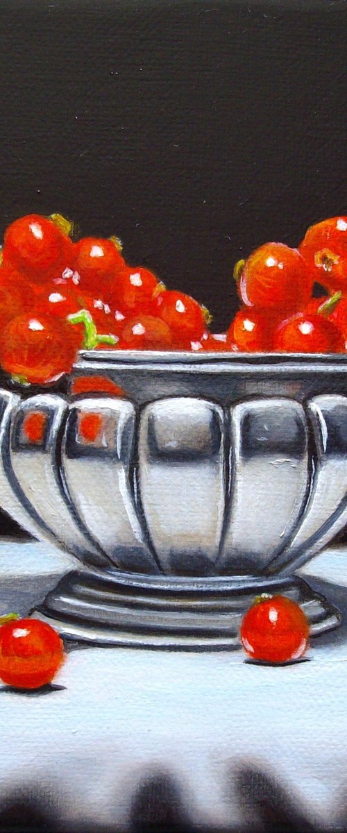 Silver currants by Jean-Pierre Walter