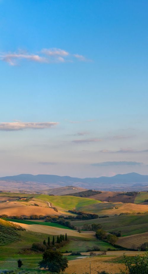 Moonrise Belvedere, Tuscany by Ben Robson Hull