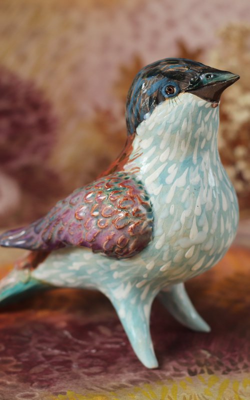 Tiny Birdy II. Ceramic sculpture by Elya Yalonetski