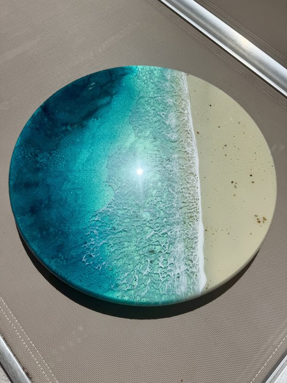 Round ocean #109