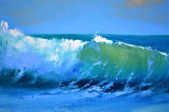 Seascape with transparent wave