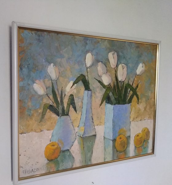 still life with white tulips