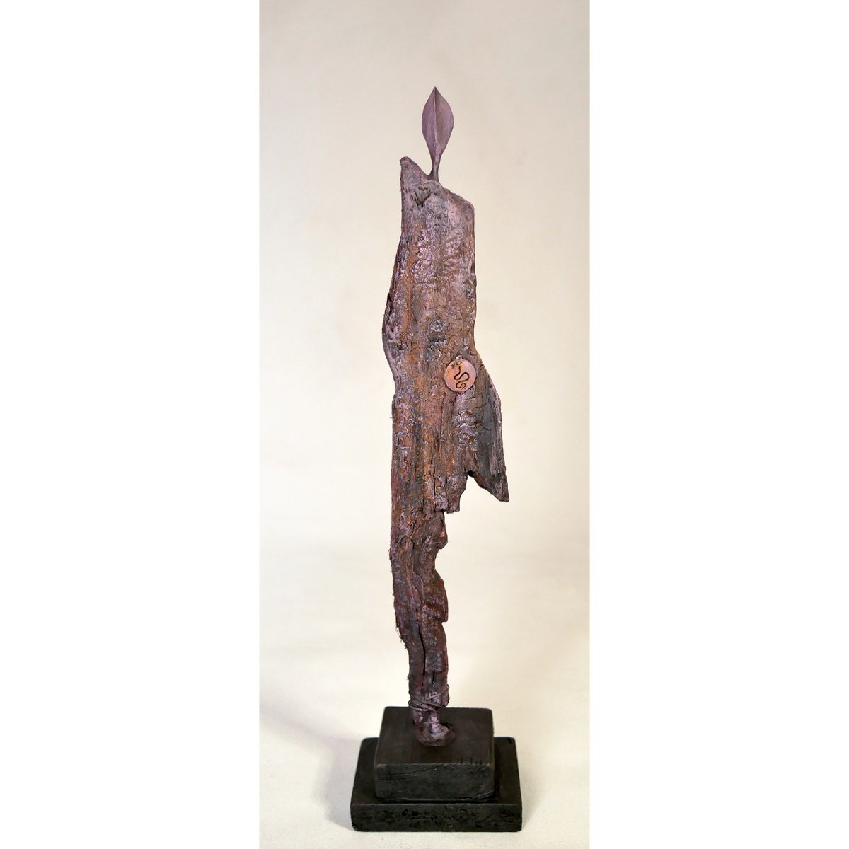 Figure-Totem by Lionel Le Jeune