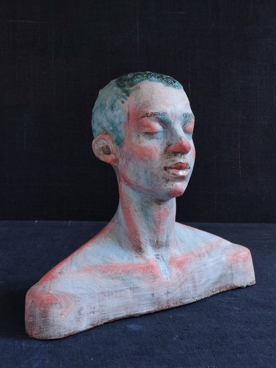 bust_12