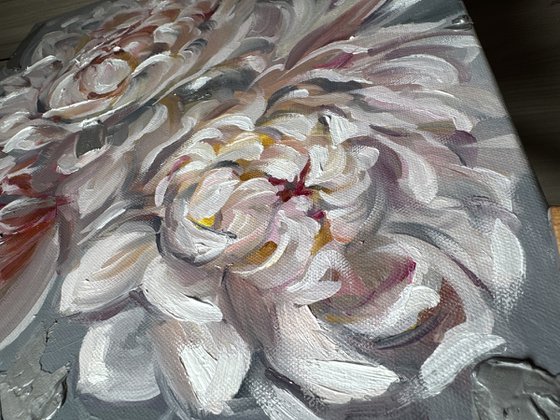 Bloom in Gray