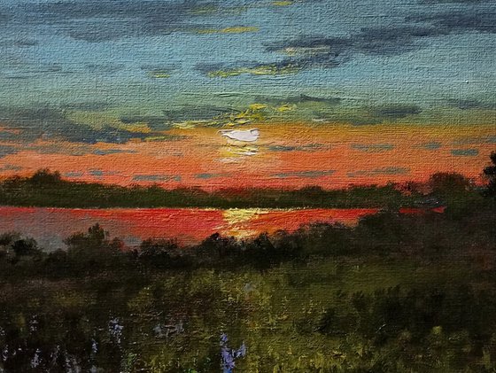 A quiet evening by the river