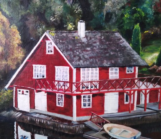Norwegian house at the pier