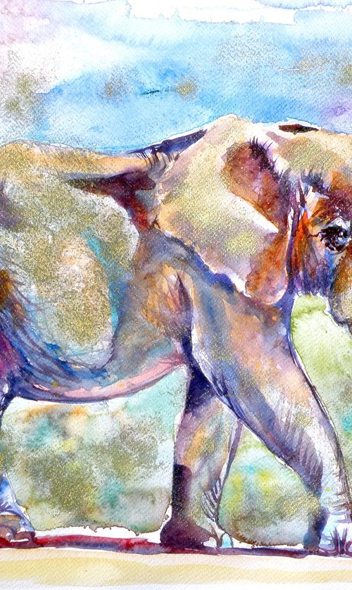 Elephant in gold by Kovács Anna Brigitta