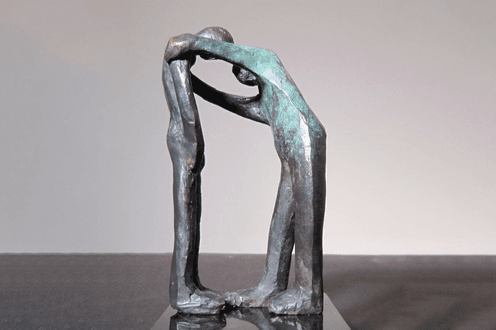Cover image for Curator's Picks: Statement sculpture collection