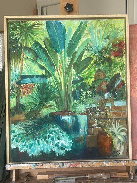 TROPICAL GARDEN