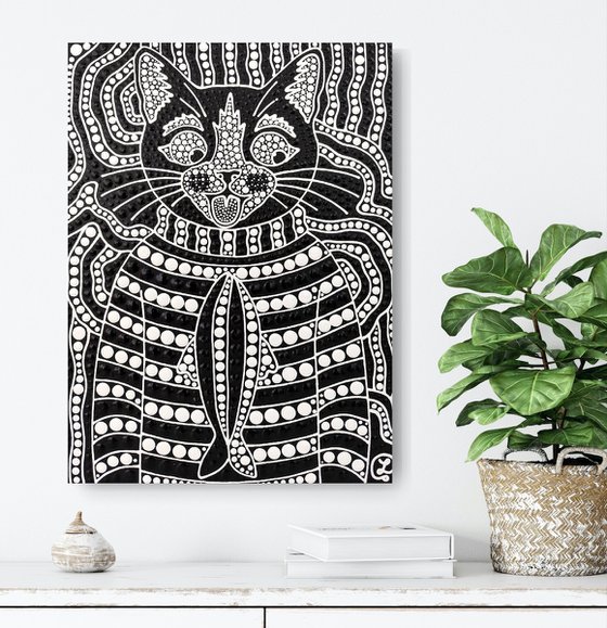 Hypnotic Cat 4