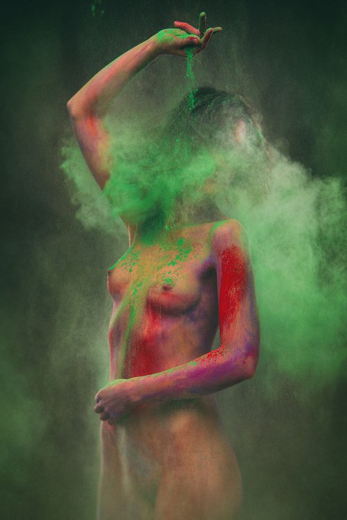 Rite of Colors I. - Art nude by Peter Zelei