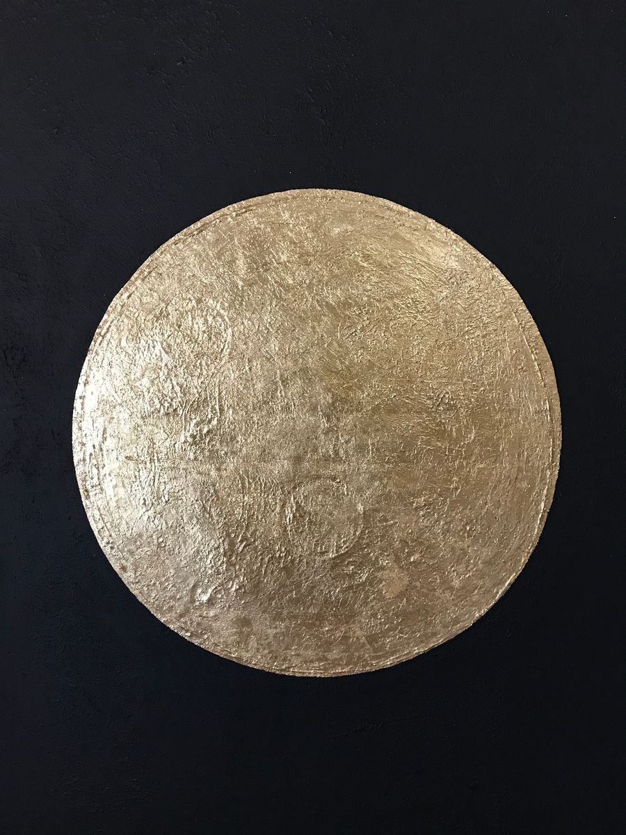 Gold Moon by Daria Katolik