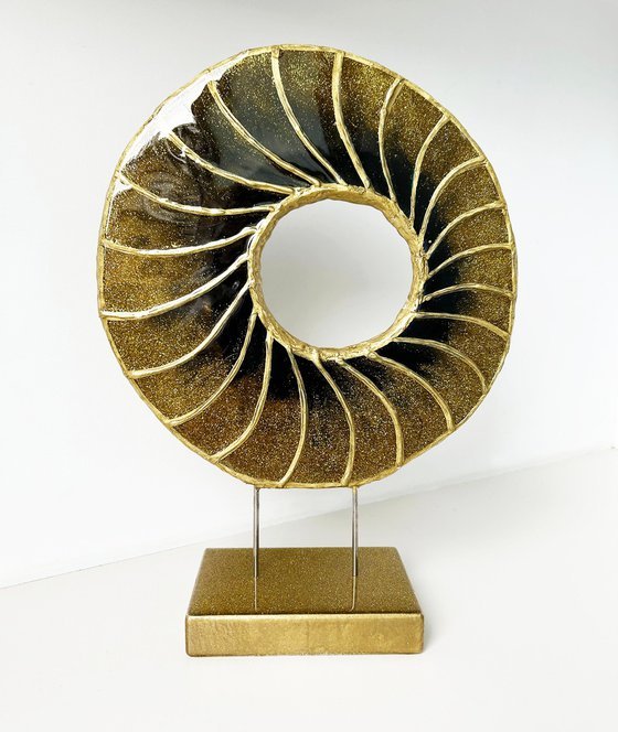 Golden Eye. Table decoration Sculpture 3D. Art. Modern Art. Good Eye. Contemporary decor, Art object