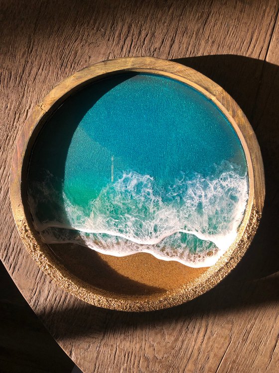 Ocean porthole