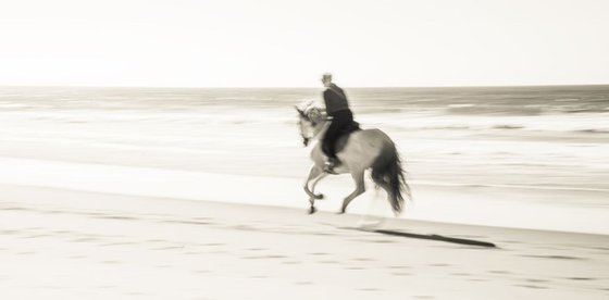 BEACHRIDING