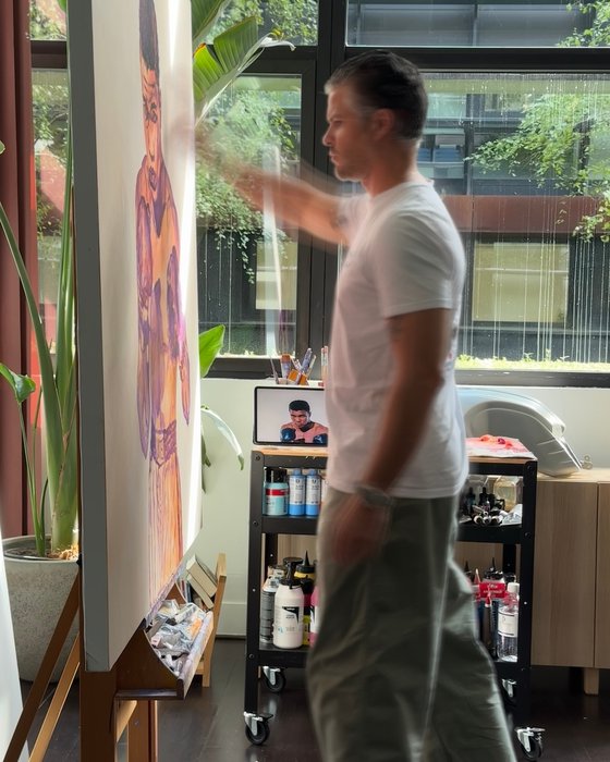 ALI ACRYLIC ON CANVAS 150x150cm