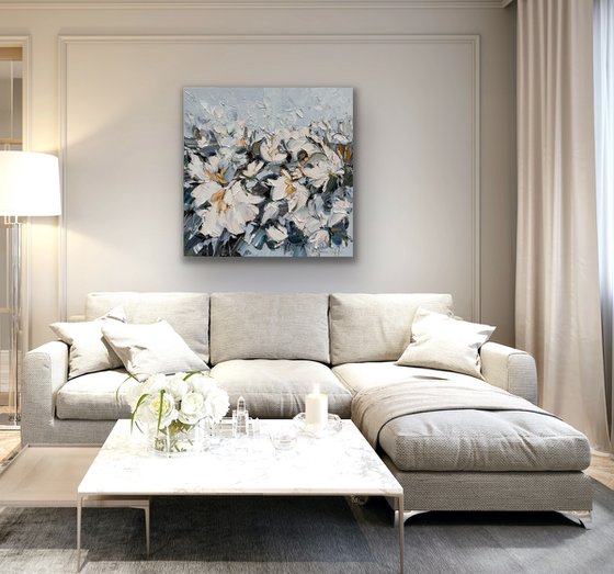 White magnolia No 33