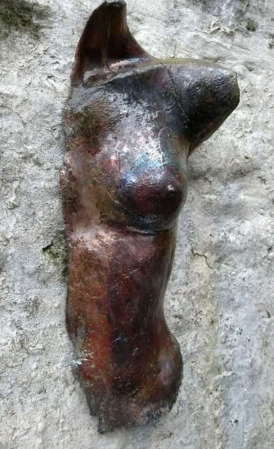 Raku Torso Sideview 1