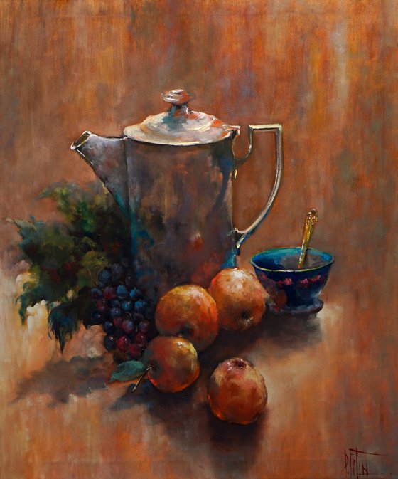 silver teapot