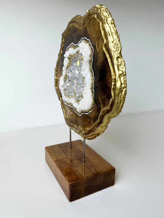 3D Geode Slice White & Gold, Unique gift, Home Decor, Luxury art, Crystal art, Geode sculpture, Standing geode