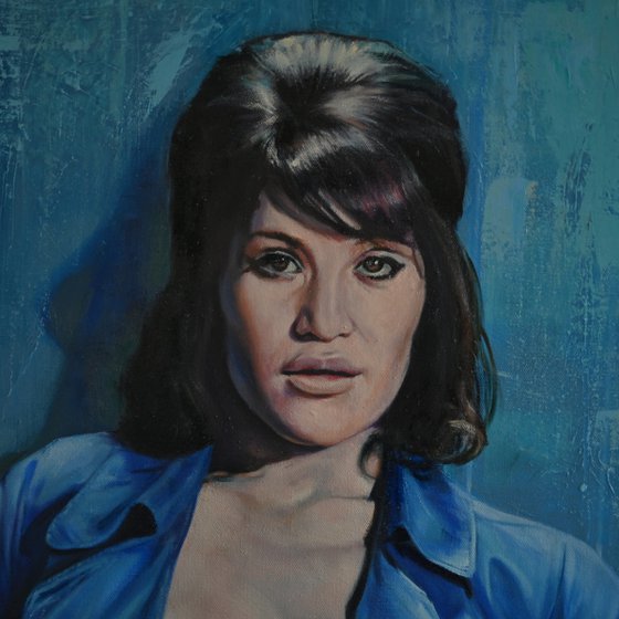 "Gemma" blue