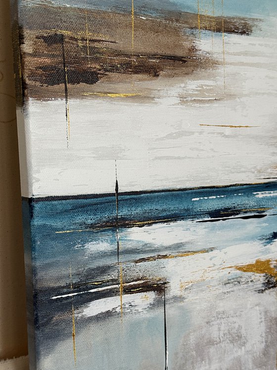 Quiet Interval – Small Square Contemporary