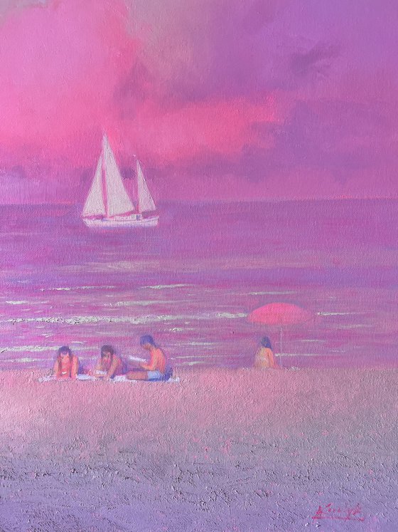 Pink evening at the sea