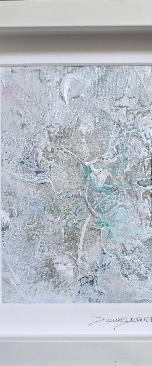 White little story XV a by Doris Duschelbauer