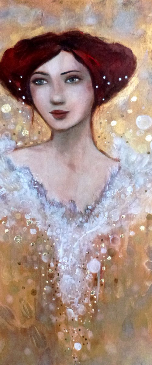 Astrée Or 60 x 73 cm. by Loetitia Pillault