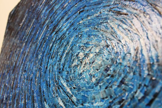 Large shine white blue colors