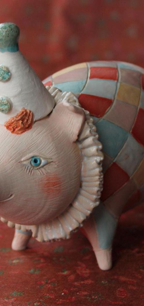 Harleswin. Table sculpture by Elya Yalonetski