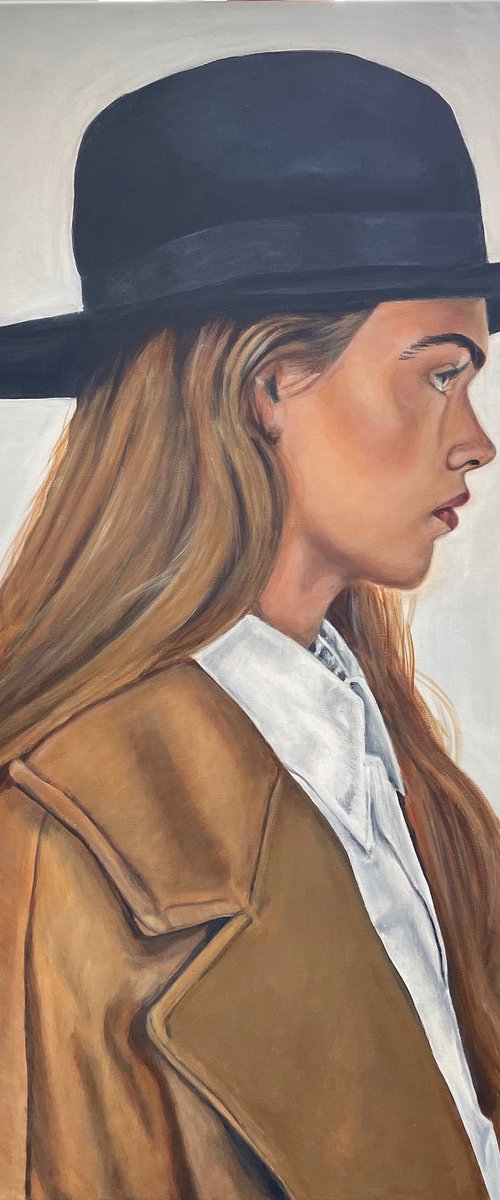 Blond in Trench by Elisabeth Bukenberger