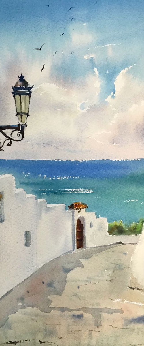 Street lamp on the island of Santorini by Eugenia Gorbacheva