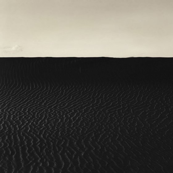 Dark sands