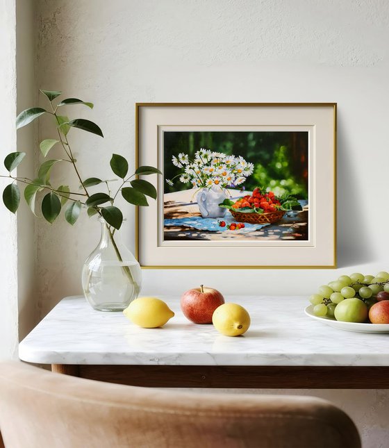 summer strawberry and daisy