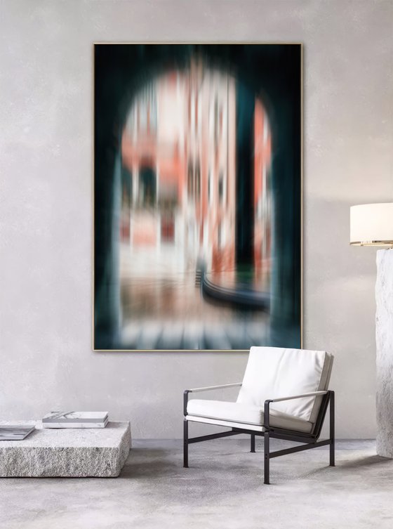 A frame in Venice