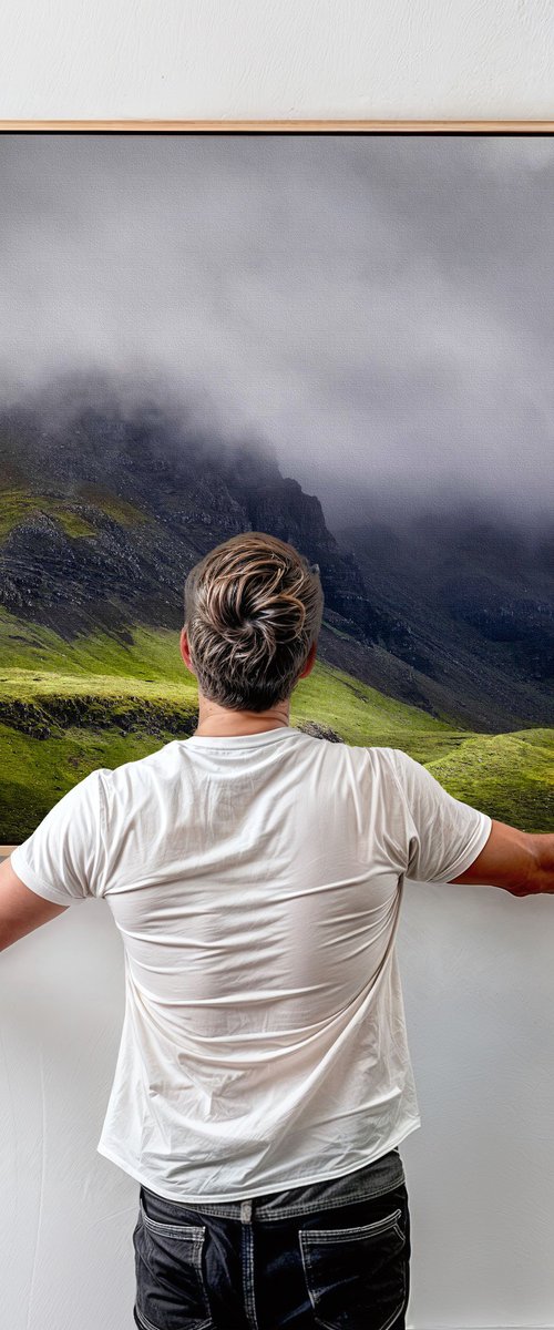 Hill of the Red Fox by Lynne Douglas