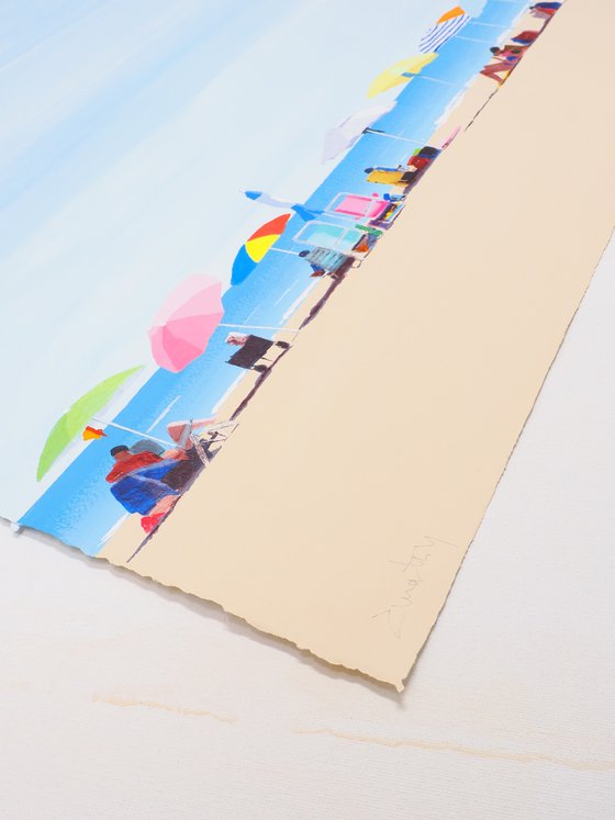 Umbrellas shoreline V9