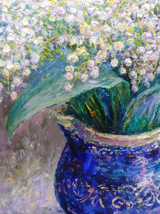 Spring is ultramarine.