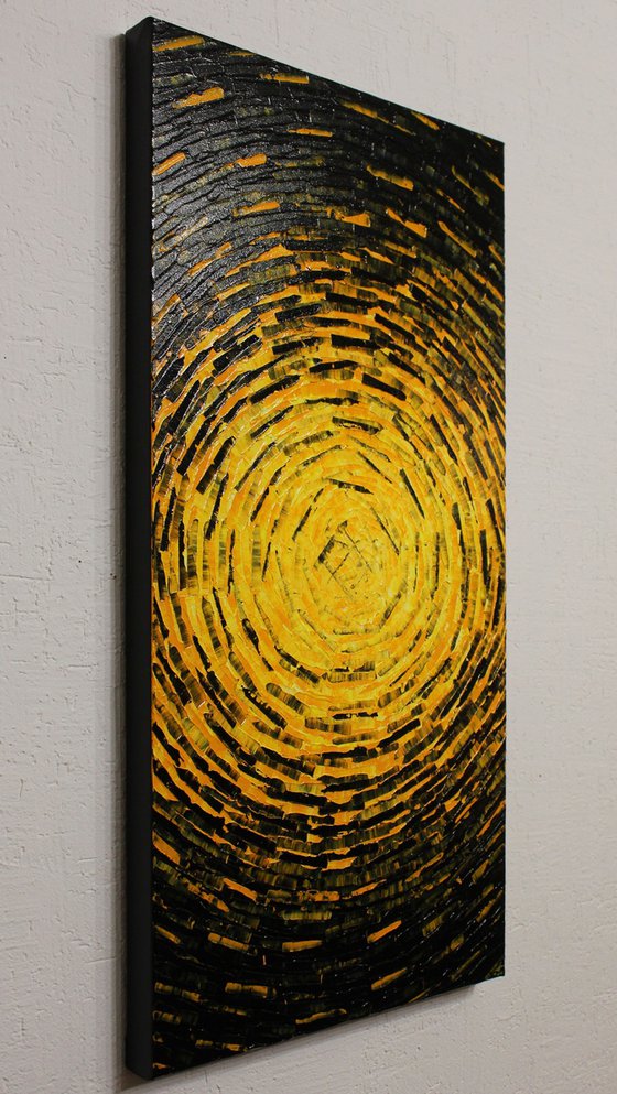 Fragmented yellow burst