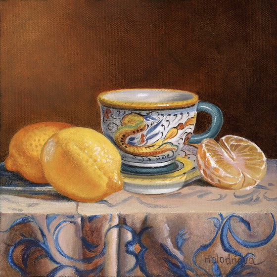 Italian Cup with Lemons