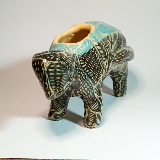 Ceramic sculpture Animal 15x11x10 cm