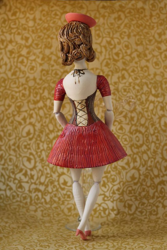 From the Cabaret girls, Beauty in Red. Wall sculpture by Elya Yalonetski