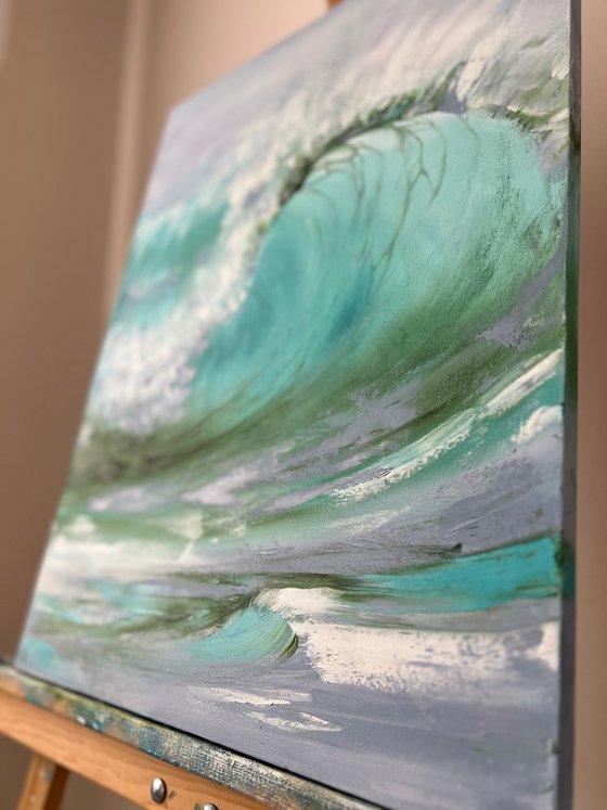 Fresh turquoise green sea wave