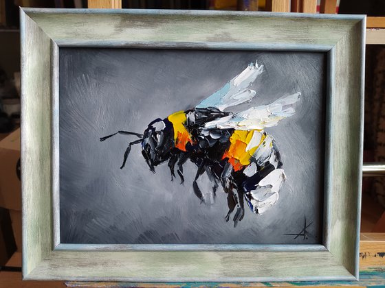 Little life - insects, oil painting, bumblebee, bumblebee oil, painting, gift, gift idea