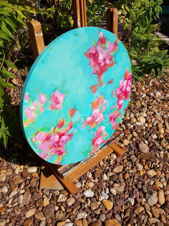 Approach of love, a floral poetry on round canvas