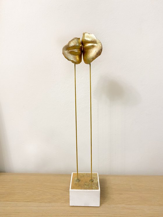 "Kiss Gold" interior figurine by Elena Troyanskaya